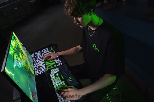 Razer חולצת טריקו בהדפס evisu daicock VZ2D4V191 לבוש צבע אחד