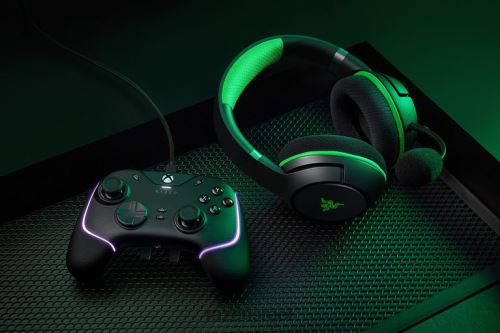 Razer wolverine v2 chroma VZ2D4V160 לְנַחֵם שָׁחוֹר